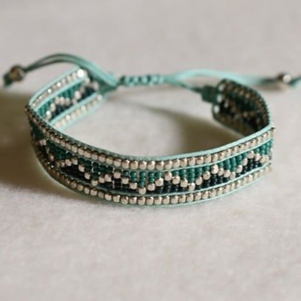 Boho Chic Lt. Green/Silver/Black Beaded Adjustable Slip Knot Bracelet